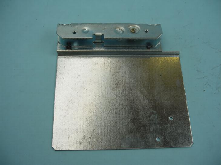 Держатель правой петли Smeg Alfa 135Х 685970043