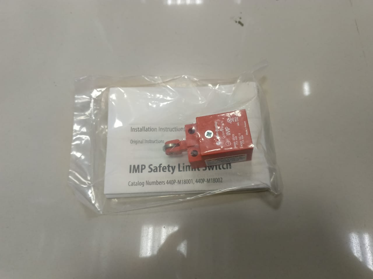 F1 SCC0001605 КОНЦЕВОЙ ВЫКЛЮЧАТЕЛЬ БЕЗОПАСНОСТИ 1 NC "IMP 2"